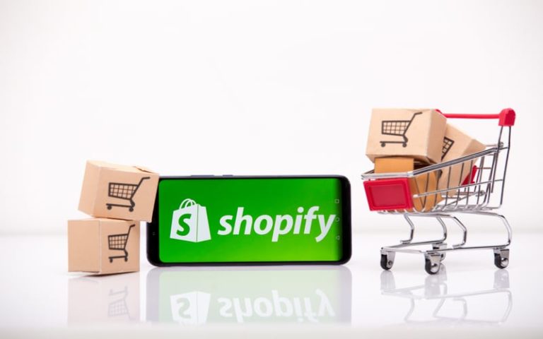 Quanto si paga Shopify al mese?